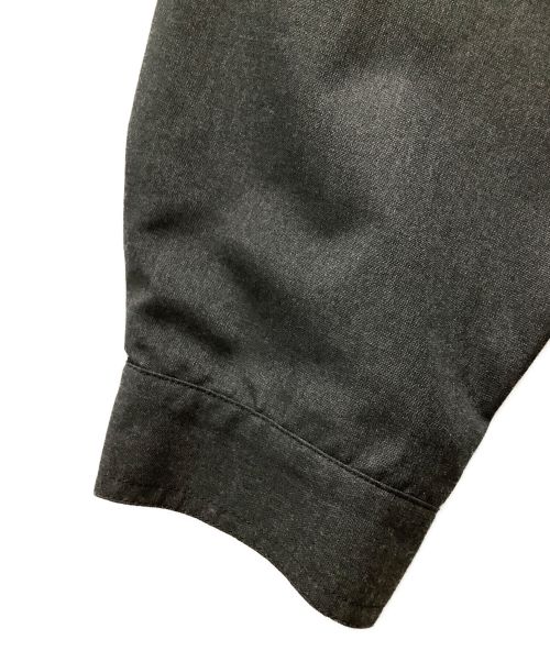 YSTRDY'S TMRRW（イエスタデイズトゥモロウ）YSTRDY'S TMRRW (イエスタデイズトゥモロウ) MIX BROAD P.E. JACKET グレー サイズ:Lの古着・服飾アイテム