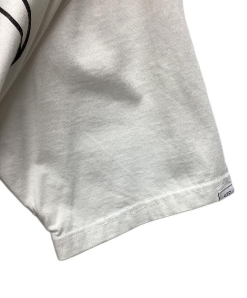 WTAPS（ダブルタップス）WTAPS (ダブルタップス) プリントTシャツ ファイヤーパターン ホワイト サイズ:SIZE 2の古着・服飾アイテム