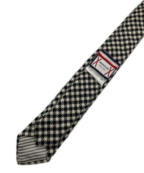 MONCLER（モンクレール）MONCLER (モンクレール) ガム・ブルー ハウンドトゥース ベージュ×ブラック サイズ:Freeの古着・服飾アイテム