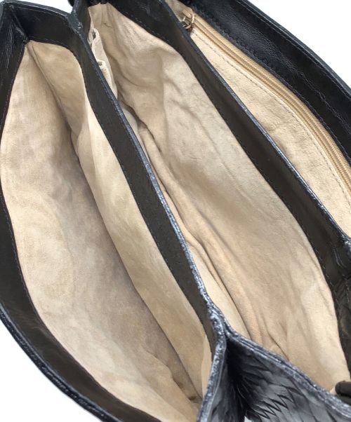 BOTTEGA VENETA（ボッテガベネタ）BOTTEGA VENETA (ボッテガベネタ) フラップショルダーバッグ ブラックの古着・服飾アイテム