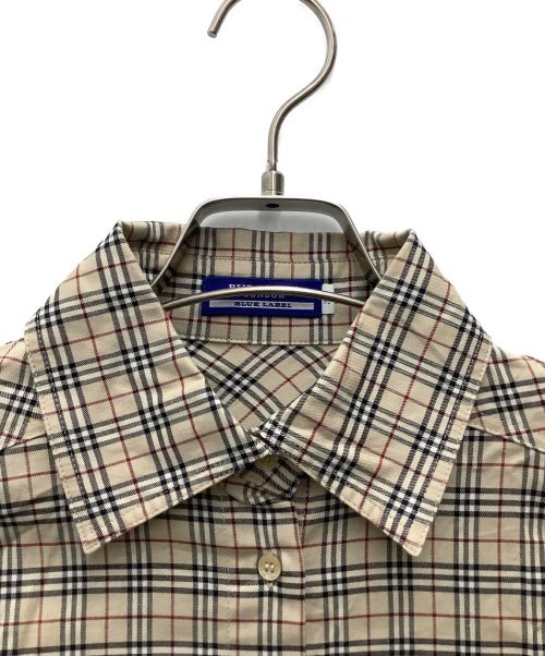 BURBERRY BLUE LABEL（バーバリーロンドンブルーレーベル）BURBERRY BLUE LABEL (バーバリーブルーレーベル) 長袖シャツ ベージュ サイズ:SIZE 38の古着・服飾アイテム