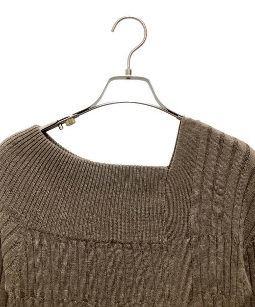 Snidel（スナイデル）Snidel (スナイデル) アシメントリーボタンニットワンピース モカ サイズ:SIZE Freeの古着・服飾アイテム