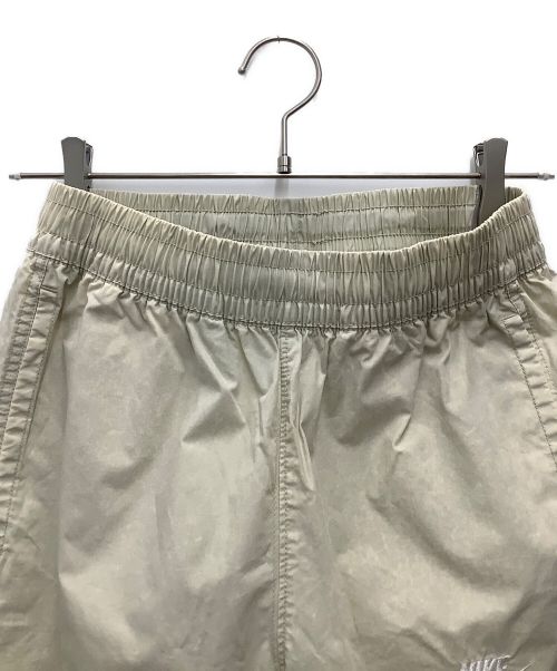 NIKE（ナイキ）NIKE (ナイキ) Woven Jogger V2 ベージュ サイズ:SIZE Sの古着・服飾アイテム