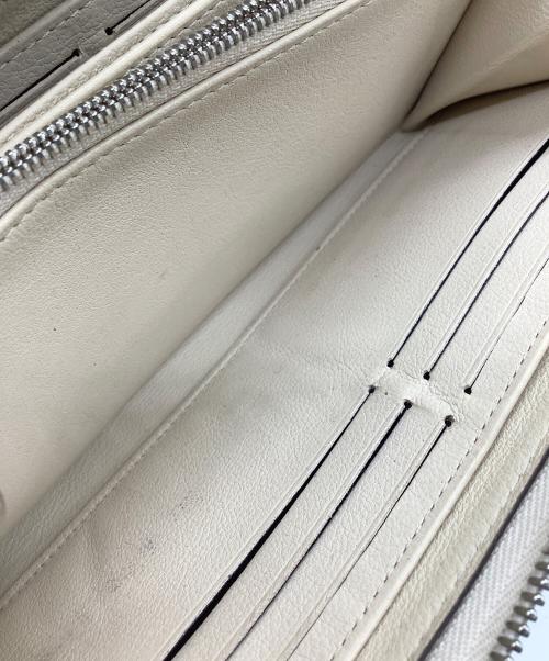 LOUIS VUITTON（ルイ ヴィトン）LOUIS VUITTON (ルイ ヴィトン) ジッピーウォレット アイボリーの古着・服飾アイテム