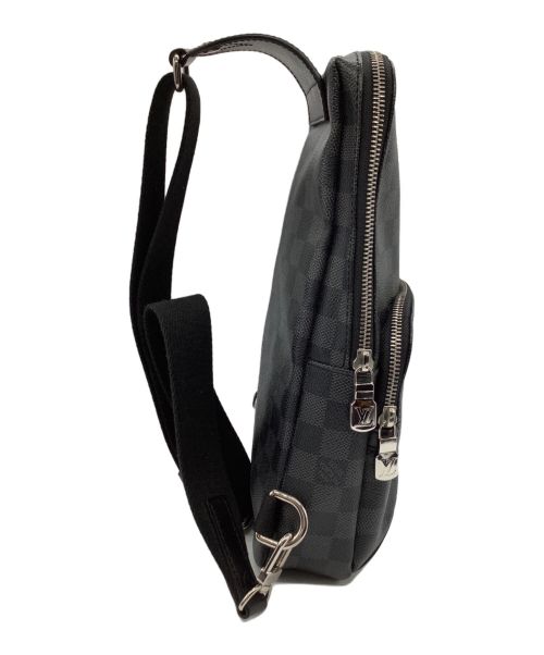 LOUIS VUITTON（ルイ ヴィトン）LOUIS VUITTON (ルイ ヴィトン) アヴェニュー・スリングバッグ ダミエ・グラフィット グレー×ブラックの古着・服飾アイテム
