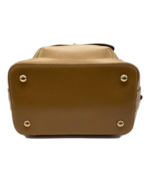 Samantha Thavasa（サマンサタバサ）Samantha Thavasa (サマンサタバサ) ステッチリュック カーキの古着・服飾アイテム