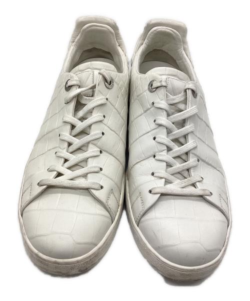LOUIS VUITTON（ルイ ヴィトン）LOUIS VUITTON (ルイ ヴィトン) スニーカー クロコエンボス ホワイト サイズ:SIZE 7の古着・服飾アイテム