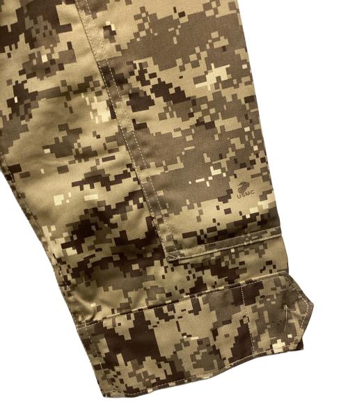 -（-）- (-) ミリタリージャケット アメリカ軍 ベージュ サイズ:SIZE Mの古着・服飾アイテム