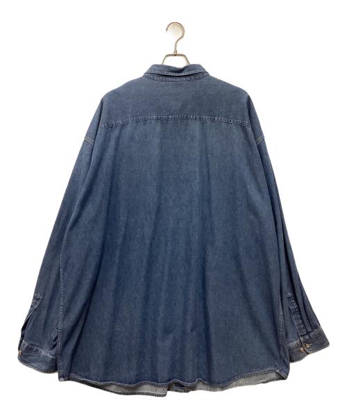 THE Disney Store（ザ ディズニー ストア）The Disney STORE (ザ ディズニー ストア) デニムシャツ スカイブルー サイズ:SIZE 3XLの古着・服飾アイテム