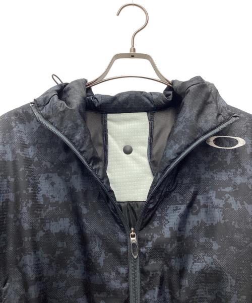 OAKLEY（オークリー）OAKLEY (オークリー) 中綿フーデッドジャケット グレー サイズ:SIZE Lの古着・服飾アイテム