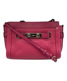 COACH（コーチ）の古着「ショルダーバッグ」｜ショッキングピンク