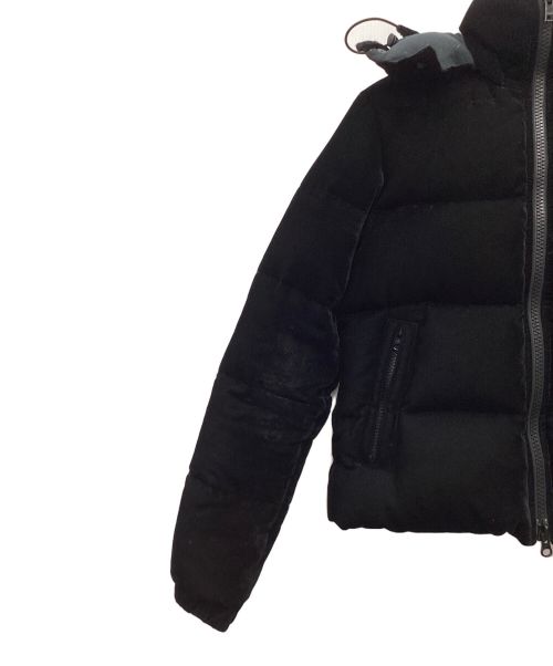 JUNYA WATANABE COMME des GARCONS（(ジュンヤワタナベ コムデギャルソン）JUNYA WATANABE COMME des GARCONS ((ジュンヤワタナベ コムデギャルソン) ダウンジャケット ブラック サイズ:SIZE Sの古着・服飾アイテム