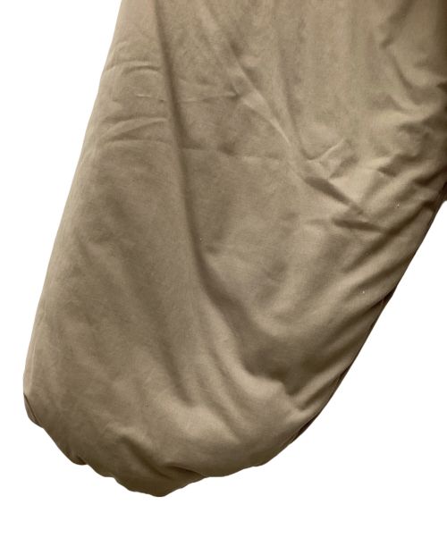COMOLI（コモリ）COMOLI (コモリ) インサレーションジャケット ベージュ サイズ:SIZE 3の古着・服飾アイテム