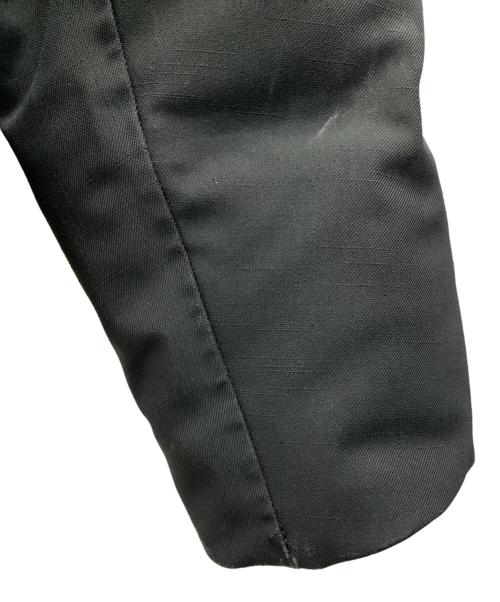 DESCENTE ALLTERRAIN（デザイント オルテライン）Descente ALLTERRAIN (デザイント オルテライン) STRATUM 2in1ダウンジャケット 水沢ダウン ブラック サイズ:SIZE Lの古着・服飾アイテム