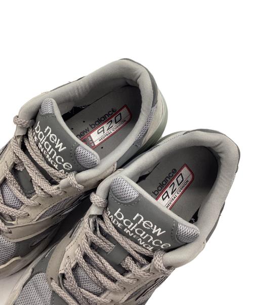 NEW BALANCE（ニューバランス）NEW BALANCE (ニューバランス) ローカットスニーカー MADE IN UK 920 グレー サイズ:SIZE 24.5cmの古着・服飾アイテム