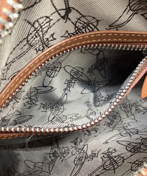 Vivienne Westwood（ヴィヴィアンウエストウッド）Vivienne Westwood (ヴィヴィアンウエストウッド) ショルダーバッグ ブラウンの古着・服飾アイテム
