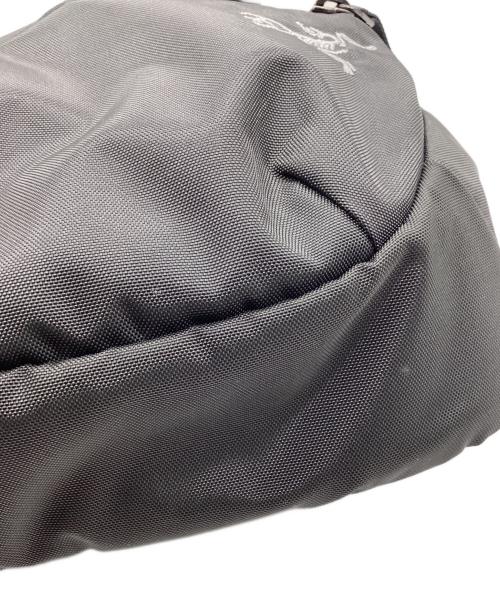 ARC'TERYX（アークテリクス）ARC'TERYX (アークテリクス) ショルダーバッグ MANTIS2 グレーの古着・服飾アイテム
