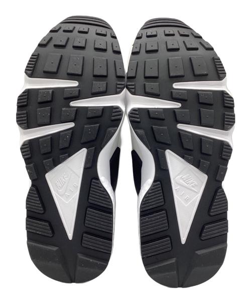 NIKE（ナイキ）NIKE (ナイキ) ローカットスニーカー ホワイト×ベージュ サイズ:SIZE 24cmの古着・服飾アイテム