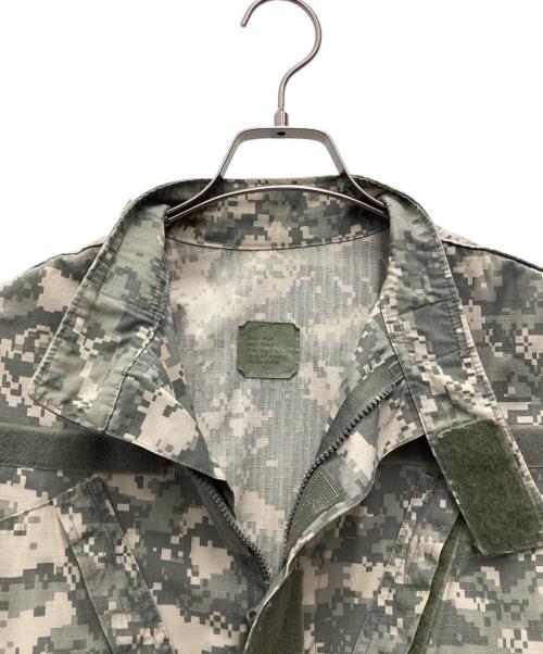 US ARMY（ユーエスアーミー）US ARMY (ユーエスアーミー) コンバットジャケット オリーブ サイズ:SIZE Sの古着・服飾アイテム