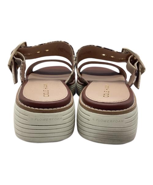 COLE HAAN（コールハーン）COLE HAAN (コールハーン) サンダル ベージュ サイズ:SIZE 6.5の古着・服飾アイテム