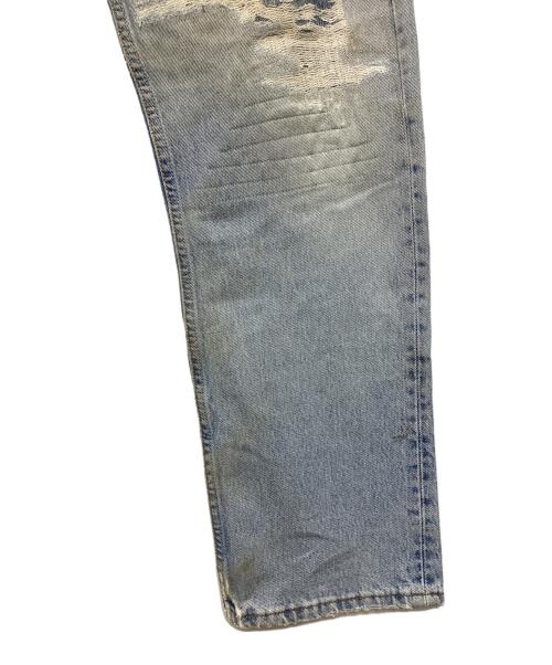 LEVI'S（リーバイス）LEVI'S (リーバイス)  推定80-90’s ダメージ加工デニムパンツ 501xx  トップボタン裏553  スカイブルー サイズ:SIZE 86cm (W34)の古着・服飾アイテム