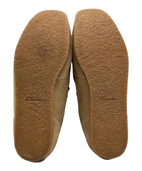 CLARKS（クラークス）CLARKS (クラークス) ワラビーシューズ ベージュ サイズ:SIZE 27.5cmの古着・服飾アイテム