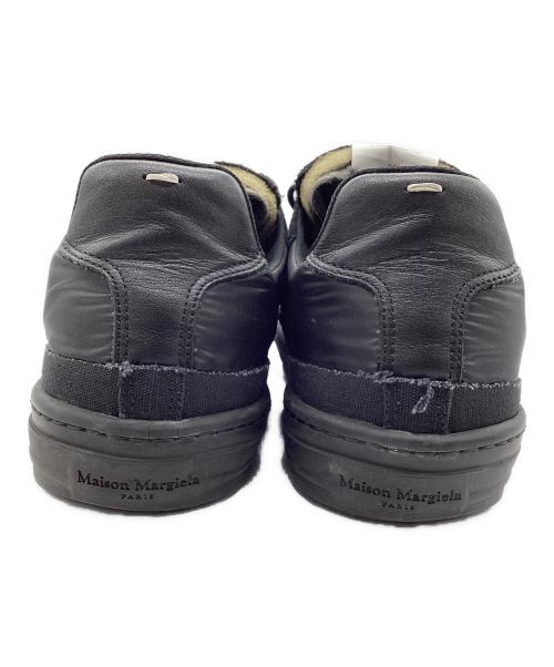 Maison Margiela（メゾンマルジェラ）Maison Margiela (メゾンマルジェラ) ローカットスニーカー ブラック サイズ:SIZE 42の古着・服飾アイテム