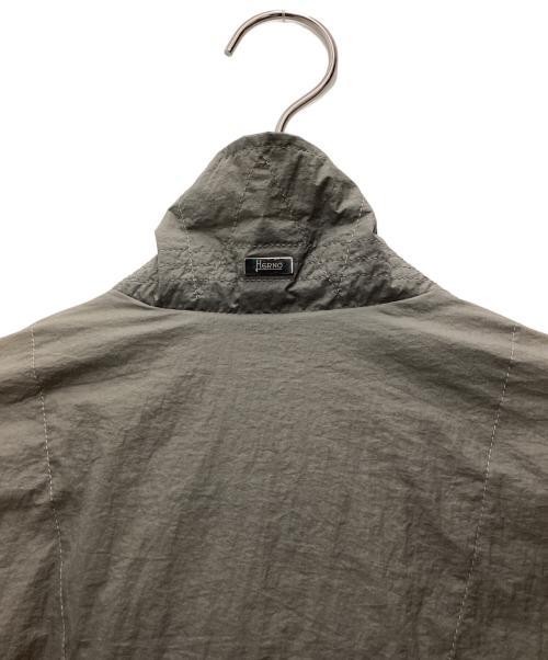 HERNO（ヘルノ）HERNO (ヘルノ) ナイロンジャケット グレー サイズ:SIZE 44の古着・服飾アイテム