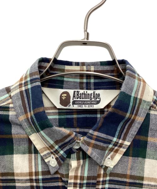A BATHING APE（ア ベイシング エイプ）A BATHING APE (ア ベイシング エイプ) 半袖チェックシャツ マルチカラー サイズ:SIZE Mの古着・服飾アイテム