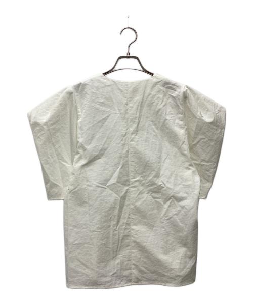 RIM.ARK（リムアーク）RIM.ARK (リムアーク) Volume sleeve v-neck SH タグ付 ホワイト サイズ:SIZE Freeの古着・服飾アイテム