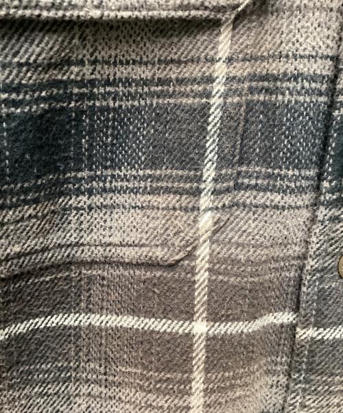 SUPREME（シュプリーム）Supreme (シュプリーム) 22AW Shearling Lines Flannel Shirt Jacket 裏ボアジャケット グレー サイズ:SIZE Mの古着・服飾アイテム
