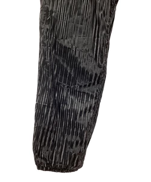 BlackEyePatch（ブラックアイパッチ）BlackEyePatch (ブラックアイパッチ) プリーツパンツ ブラック サイズ:SIZE Sの古着・服飾アイテム