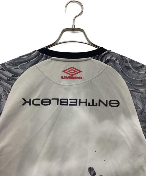 UMBRO（アンブロ）UMBRO (アンブロ) PARANOID (パラノイド) ゲームシャツ グレー サイズ:SIZE Mの古着・服飾アイテム