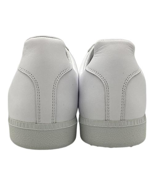 タナカユニバース（タナカユニバース）タナカユニバース (タナカユニバース) GERMAN TRAINER ホワイト サイズ:SIZE 26cmの古着・服飾アイテム