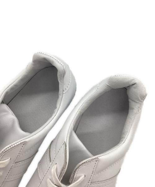 タナカユニバース（タナカユニバース）タナカユニバース (タナカユニバース) GERMAN TRAINER ホワイト サイズ:SIZE 26cmの古着・服飾アイテム