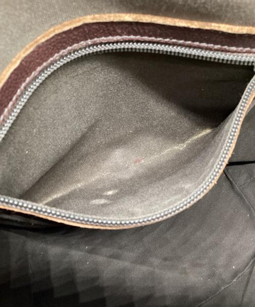 IL BISONTE（イル ビゾンテ）IL BISONTE (イル ビゾンテ) ハーフムーン ワンショルダーバッグ ブラウンの古着・服飾アイテム