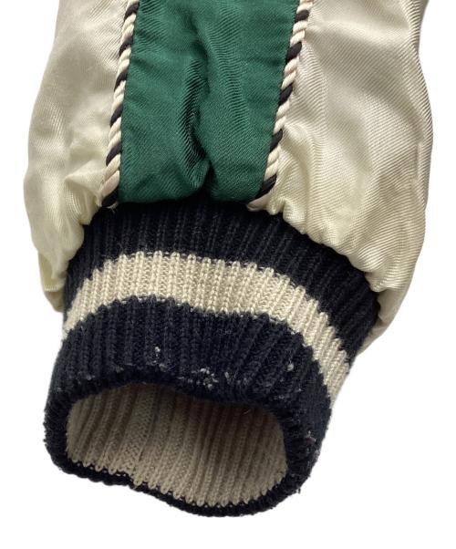 東洋エンタープライズ（トウヨウエンタープライズ）東洋エンタープライズ (トウヨウエンタープライズ) AVIREX (アヴィレックス) SUKA JACKET 50th JAPAN MAP グリーン×ブラック サイズ:SIZE Mの古着・服飾アイテム