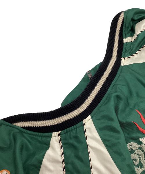 東洋エンタープライズ（トウヨウエンタープライズ）東洋エンタープライズ (トウヨウエンタープライズ) AVIREX (アヴィレックス) SUKA JACKET 50th JAPAN MAP グリーン×ブラック サイズ:SIZE Mの古着・服飾アイテム