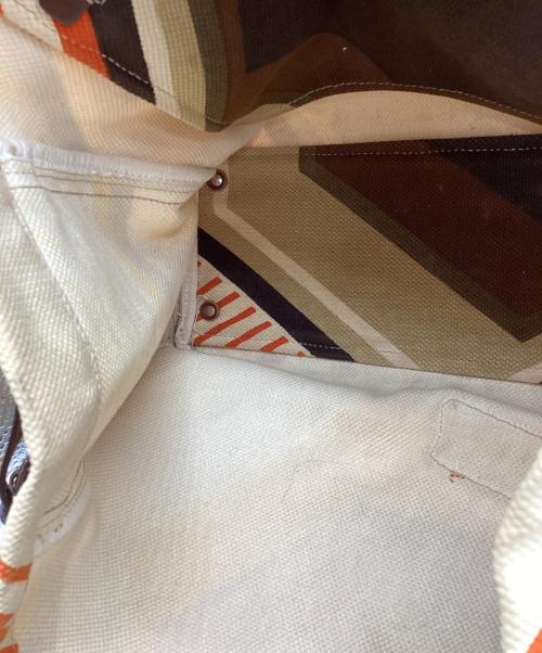 MIU MIU（ミュウミュウ）MIU MIU (ミュウミュウ) トートバッグ ブラウン×ベージュの古着・服飾アイテム