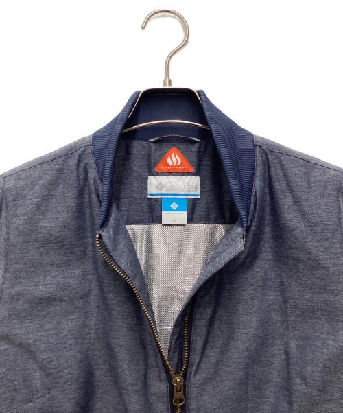 Columbia（コロンビア）Columbia (コロンビア) オムニヒート ジャケット グレー サイズ:SIZE Mの古着・服飾アイテム