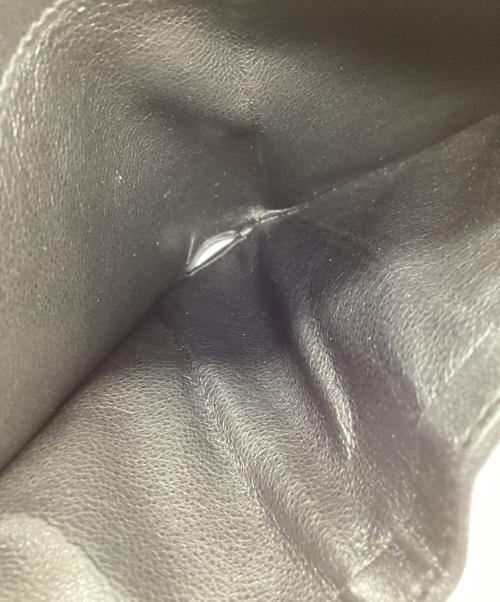 GUCCI（グッチ）GUCCI (グッチ) 2つ折り財布 ブラックの古着・服飾アイテム