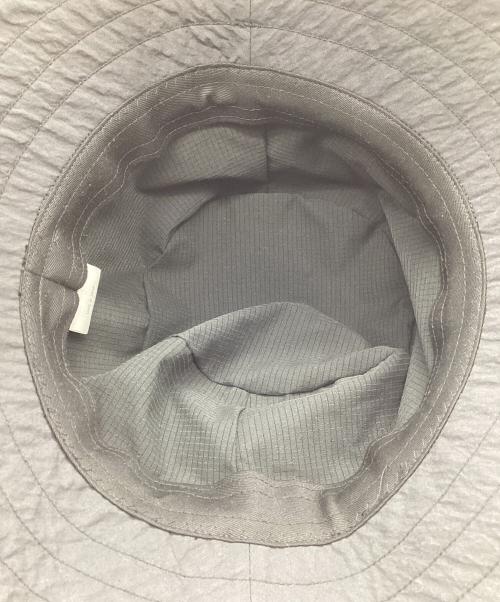 is-ness（イズネス）is-ness (イズネス) SALT SHRINKAGE BUCKET HAT ブラックの古着・服飾アイテム