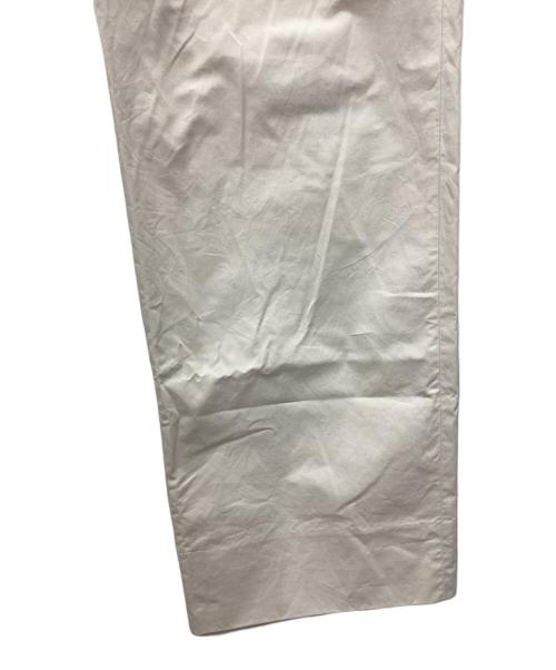 H BEAUTY&YOUTH（エイチ ビューティー&ユース）H BEAUTY&YOUTH (エイチ ビューティー&ユース) ピーチスキン2プリーツチノパンツ ホワイト サイズ:SIZE Mの古着・服飾アイテム