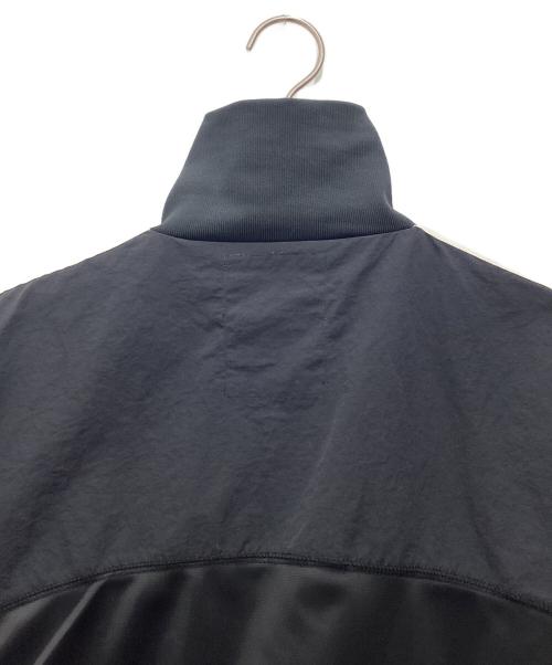etsinta（エシンタ）etsinta (エシンタ) ナイロントラックボリュームスリーブジャケット ブラック サイズ:SIZE ONEの古着・服飾アイテム