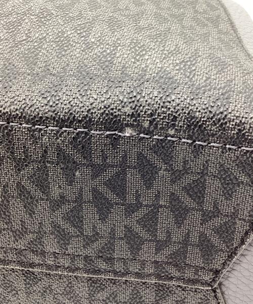 MICHAEL KORS（マイケル・コース）MICHAEL KORS (マイケル・コース) 2WAYショルダーバッグ グレーの古着・服飾アイテム