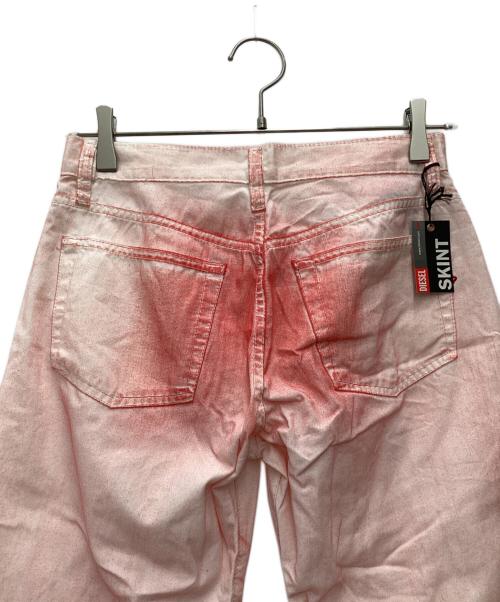DIESEL（ディーゼル）DIESEL (ディーゼル) ストレートパンツ 未使用品 レッド サイズ:SIZE W27 未使用品の古着・服飾アイテム