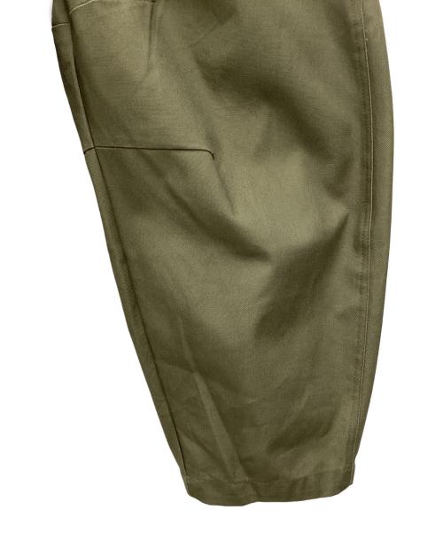 NIKE（ナイキ）NIKE (ナイキ) バレル パンツ オリーブ サイズ:SIZE L 未使用品の古着・服飾アイテム