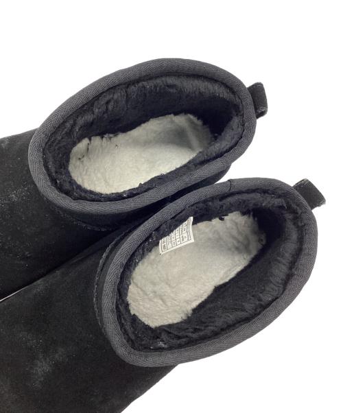 UGG（アグ）UGG (アグ) CLASSIC ULTRA MINI PLATFORM ムートンブーツ ブラック サイズ:SIZE 26cmの古着・服飾アイテム
