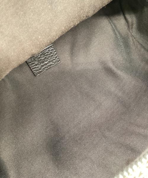 GUCCI（グッチ）GUCCI (グッチ) ボディバッグ GGキャンバス ベージュの古着・服飾アイテム