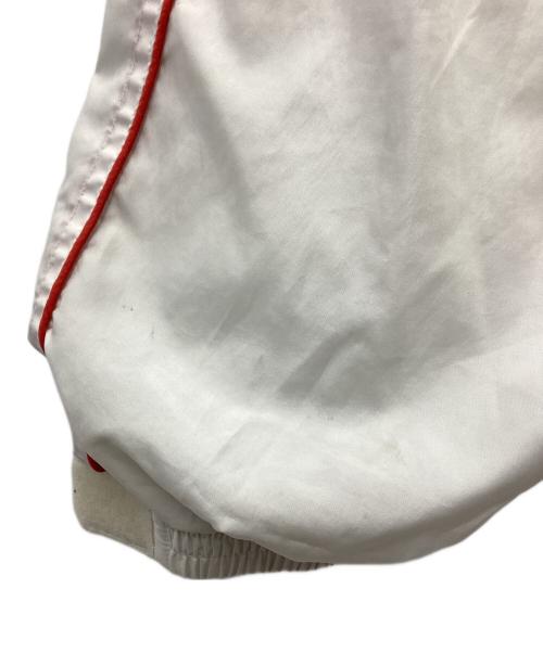 VERSACE（ヴェルサーチェ）VERSACE (ヴェルサーチェ) ナイロンジャケット 年数判定不明 ホワイト サイズ:SIZE Mの古着・服飾アイテム